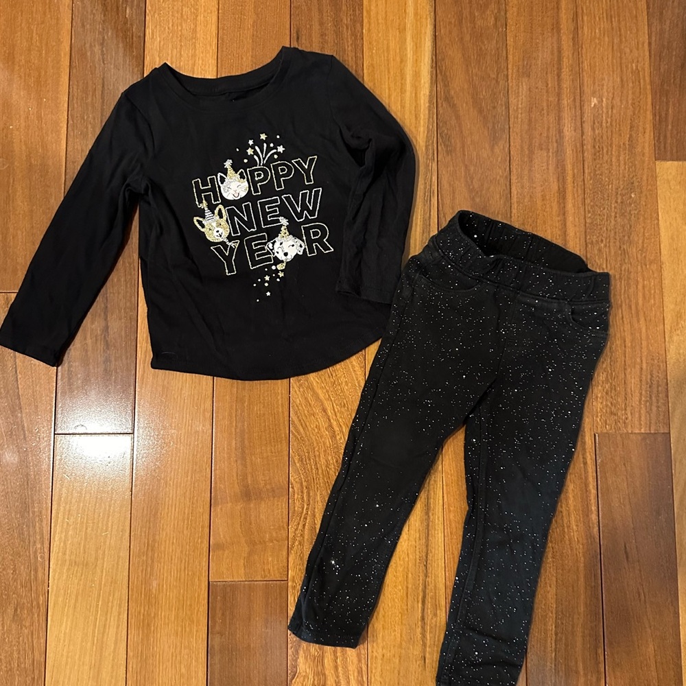 Toddler girl 2 piece Nee Year set size 2T